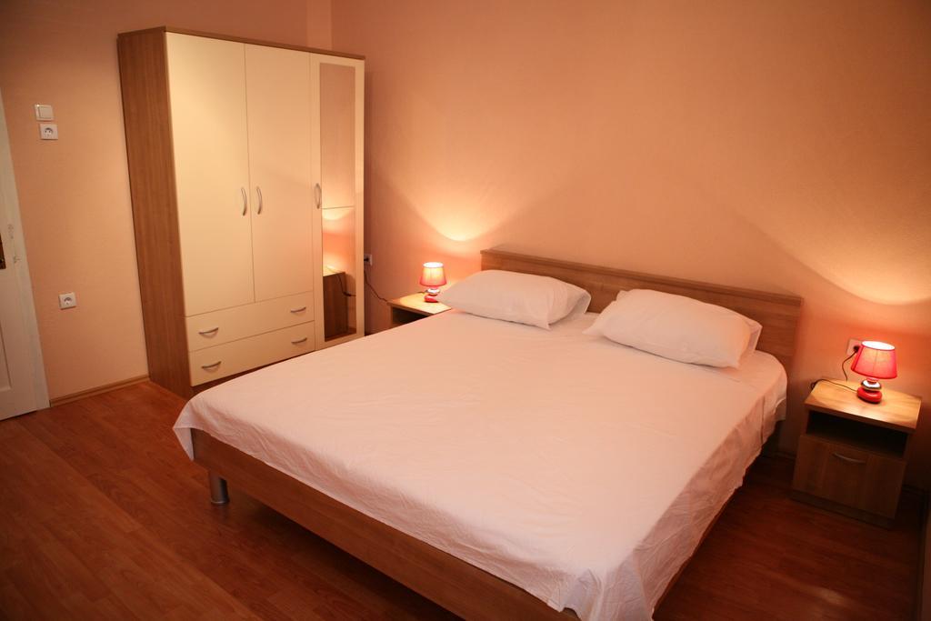 Apartments Radic 트로기르 객실 사진